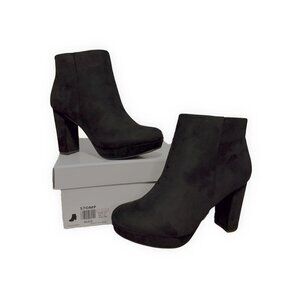 NWT Dream Pairs Stomp Black Faux Suede Platform Block Heel Ankle Boots 9.5